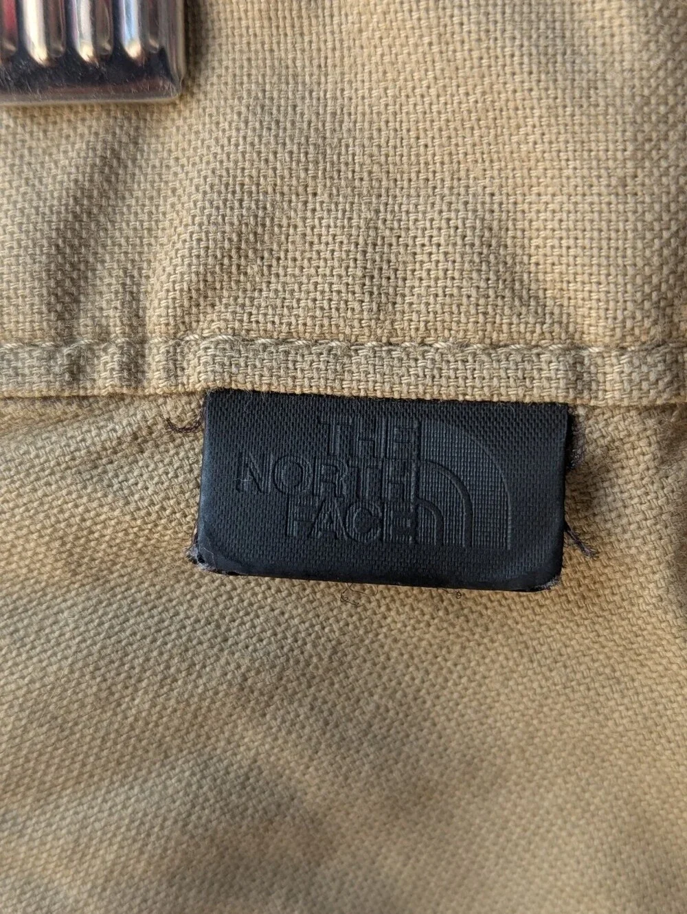 The North Face Men's Khaki Twill Flat-Front Shorts Size 32